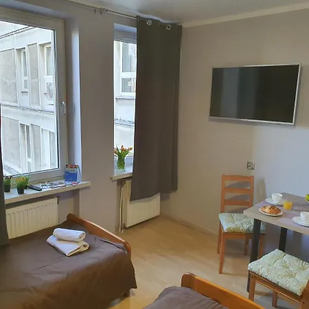 Jasna Self Check-in ワルシャワ